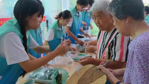 廣東江門中醫(yī)藥職業(yè)學(xué)院 傳承紅色基因，弘揚(yáng)中醫(yī)文化，開(kāi)展養(yǎng)生保健服務(wù)活動(dòng)